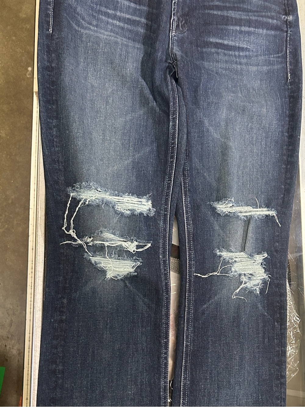 Nwt Mother the mid rise dazzler ankle fray size 26